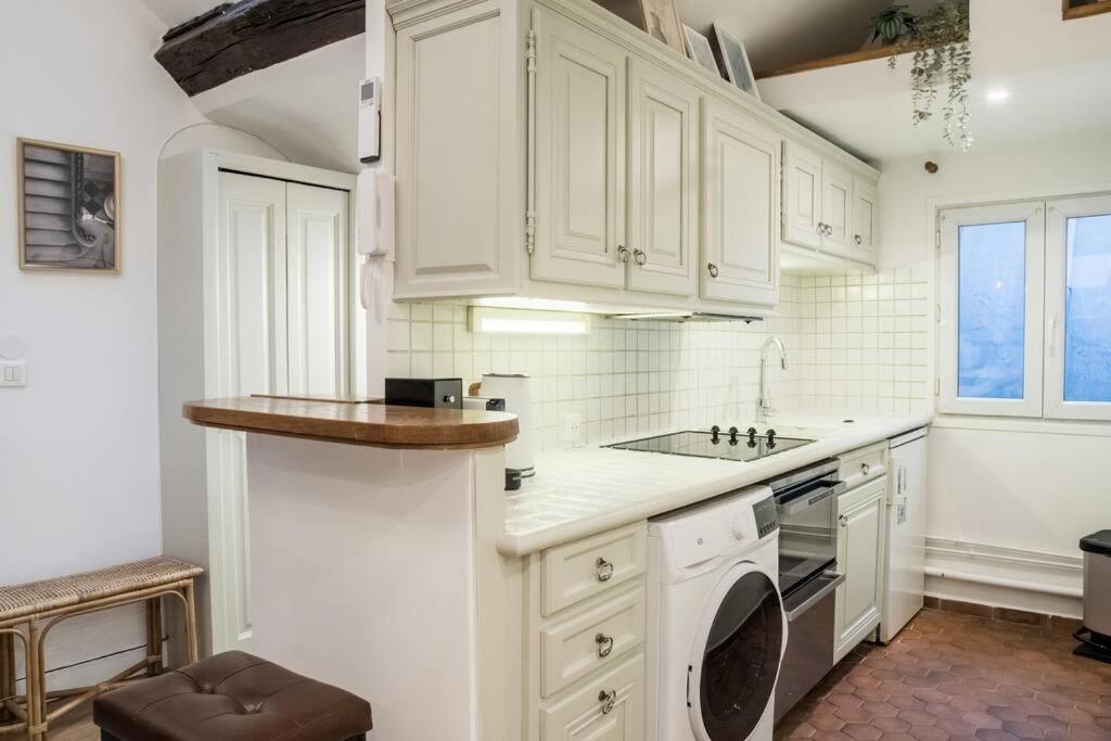 Spacious Studio In Paris Hyper Center - Smart Tv & Wifi - 4P Eksteriør billede